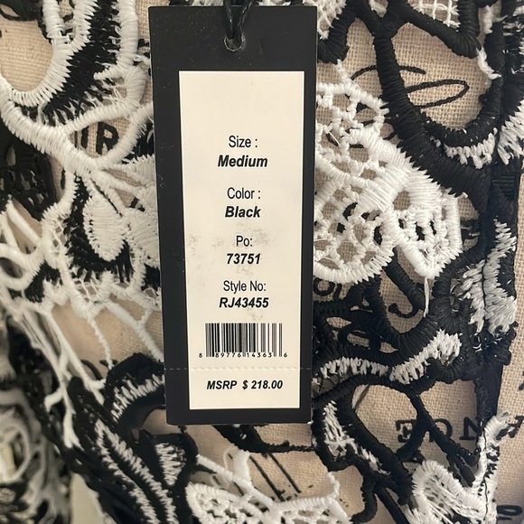 *HP* NWT Romeo & Juliet Couture Black & White Long Sleeve Lace Sheath Dress SZ M - Picture 7 of 10